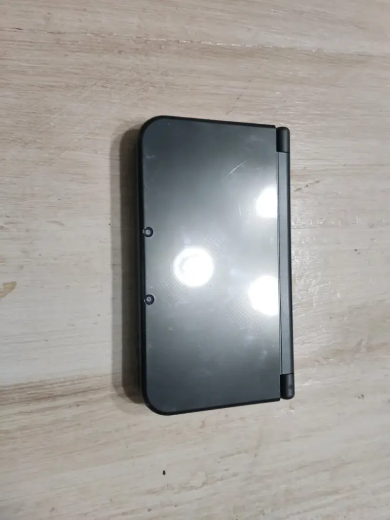 Consola New Nintendo 3DS XL con lápiz táctil - 2