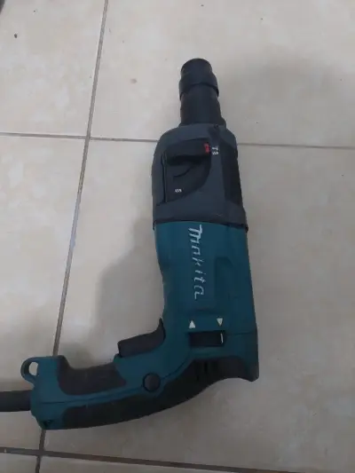 Rotomartillo electrico Makita HR2230 - miniatura 1