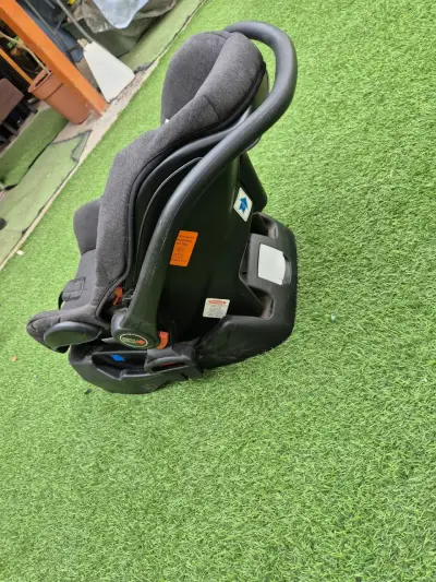Coche de bebé Bebesit azul  con huevito de auto - miniatura 6