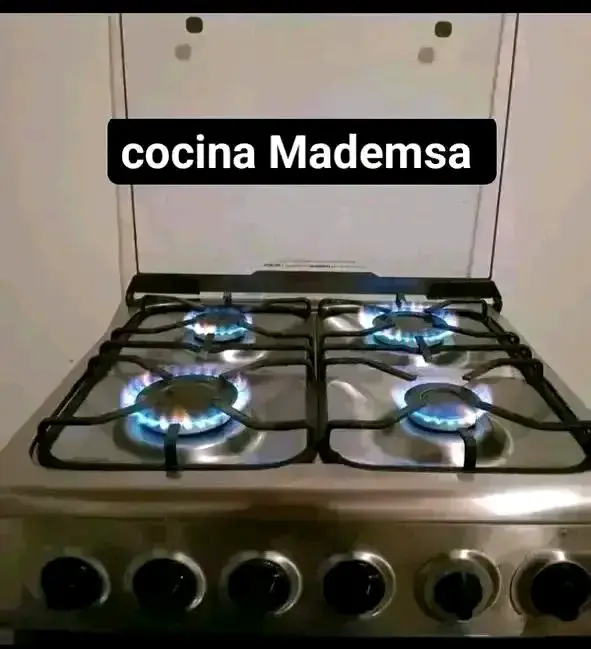 Cocina a gas Mademsa de 4 quemadores