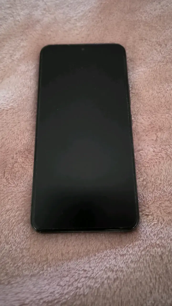 Smartphone Samsung Galaxy S22 en buen estado - 3