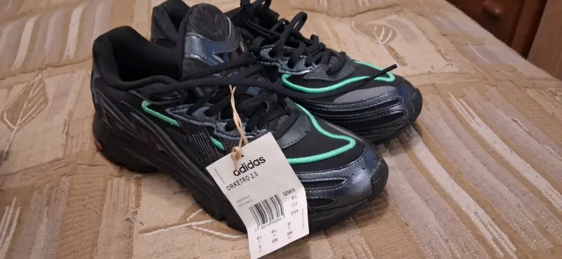 Zapatillas deportivas Adidas Orketro 2.0 negras y verdes - 2