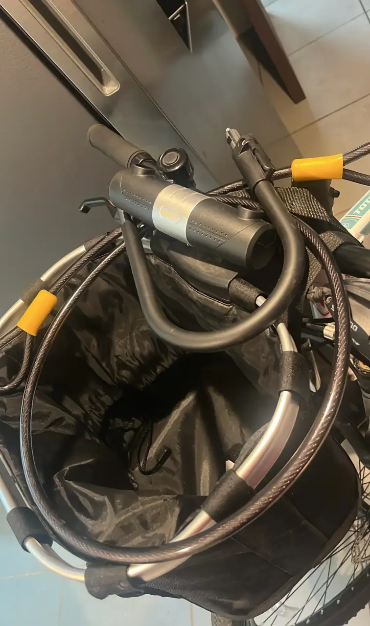 Bicicleta Totem V260 con canasto y candado - 4