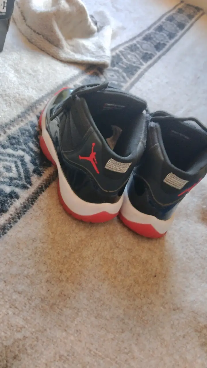 Zapatillas jordan 11 g5 negro y rojo - 3