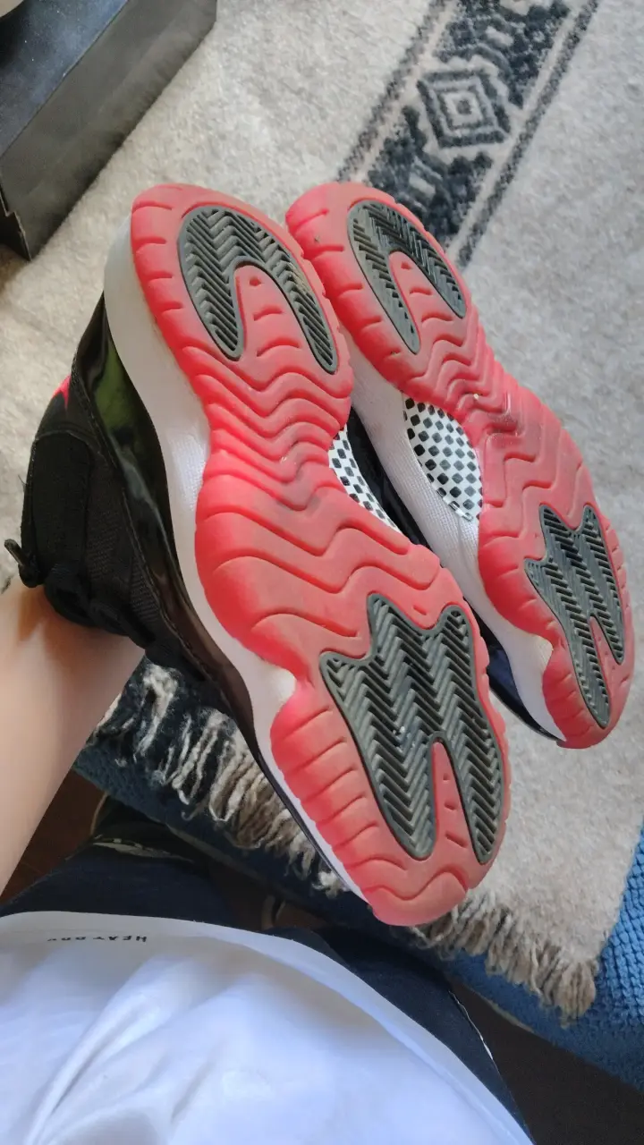 Zapatillas jordan 11 g5 negro y rojo - 4