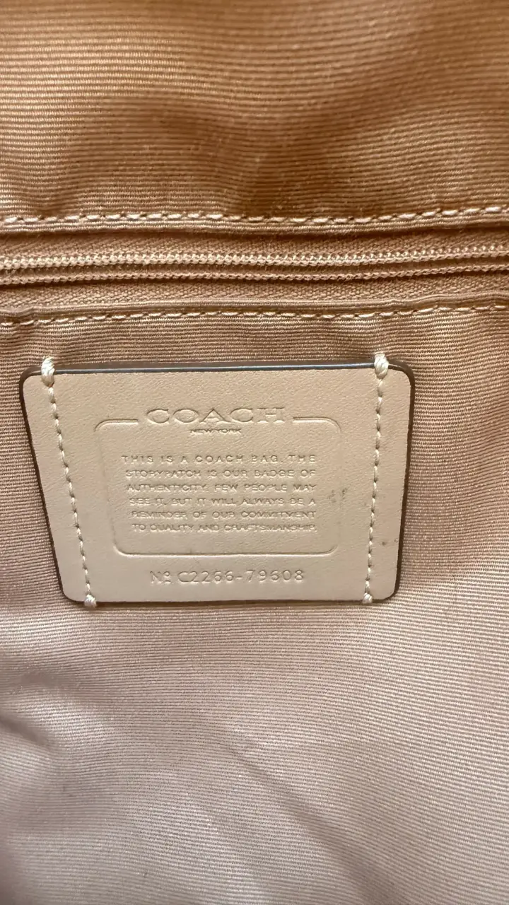 Bolso de cuero celeste Coach con cierre frontal - 3