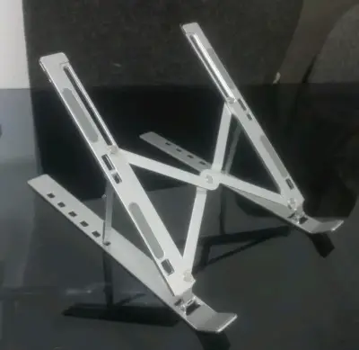 Soporte ajustable para laptop de aluminio - miniatura 2