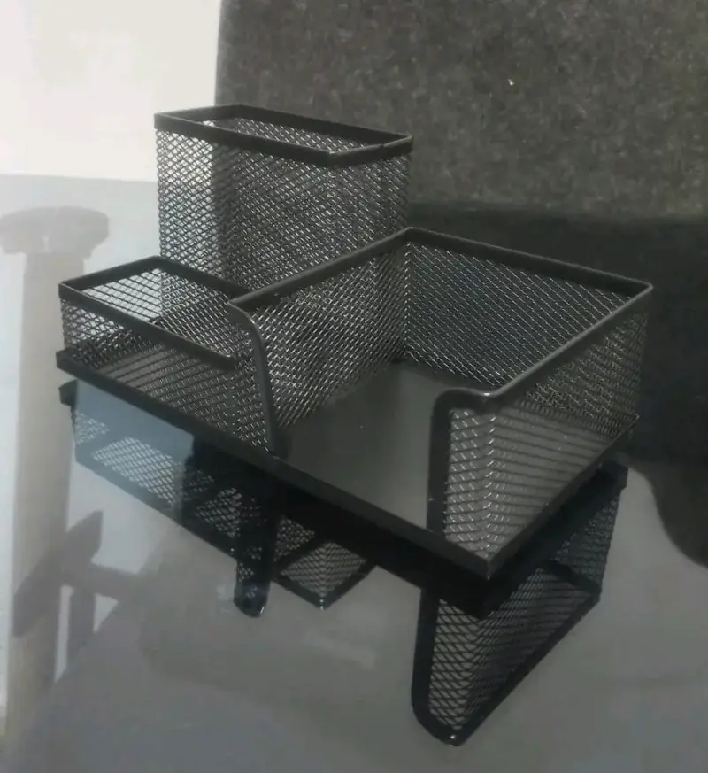 Organizador de escritorio metálico negro - 1