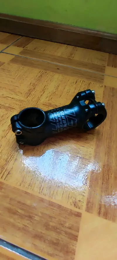 Potencia de bicicleta de aluminio negra Sunpeed - miniatura 1