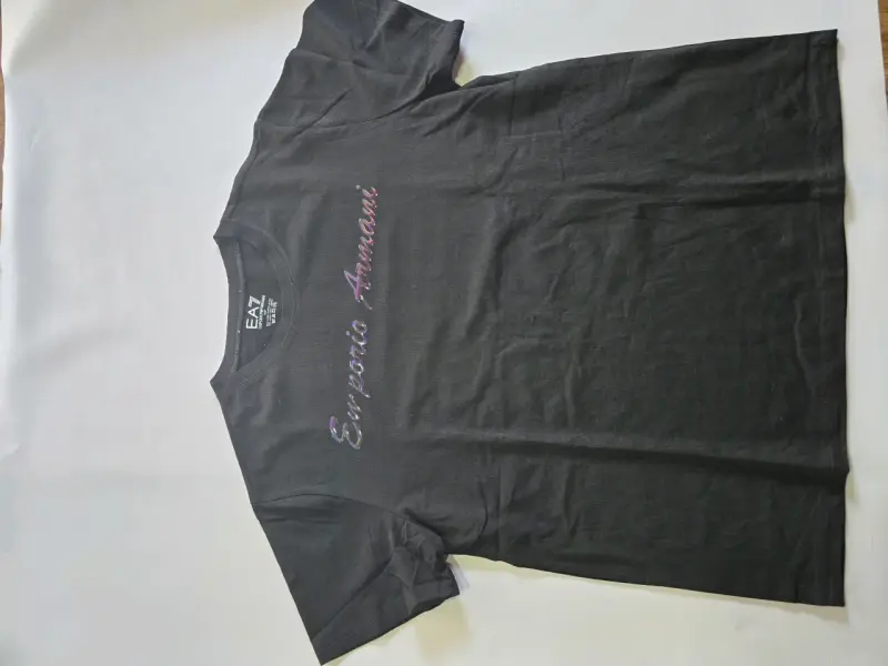 Poleras negras Karl Lagerfeld y ea7 - 2