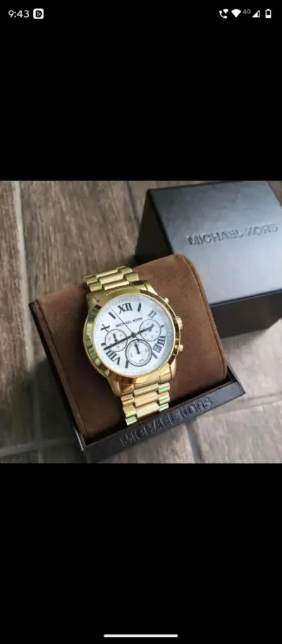 Reloj Michael Kors dorado de acero inoxidable - miniatura 4