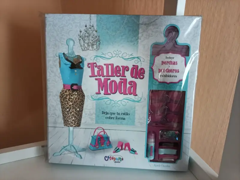 SET Taller de Moda para Niñas/os, nuevo - 1