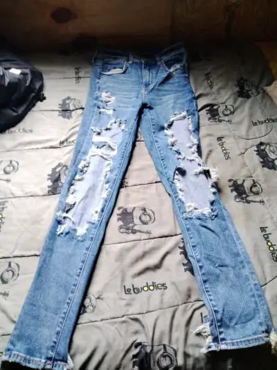 Se vende Jean American eagle barato se vende todoo - miniatura 5