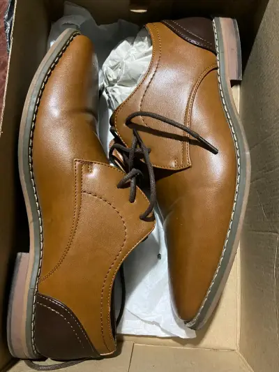 Zapatos de vestir para hombre en negro y marr - miniatura 2