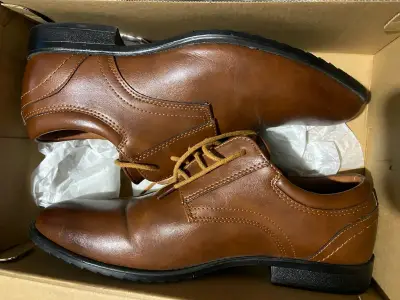 Zapatos de vestir para hombre en negro y marr - miniatura 3