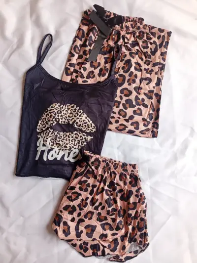 Pijamas de mujer con estampado de aguacate - miniatura 5