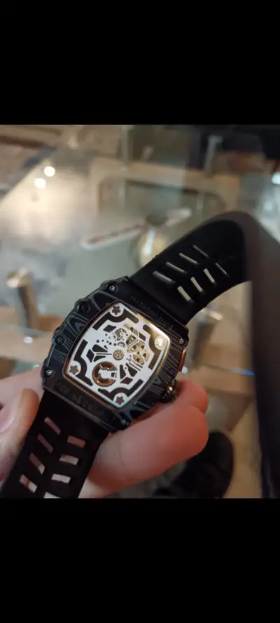 Reloj deportivo Richard Mille negro de lujo - miniatura 2