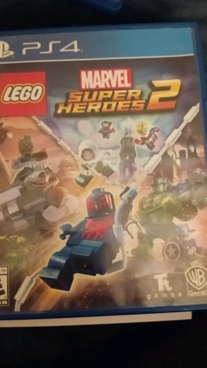 Juego PS4 LEGO Marvel Super Heroes 2