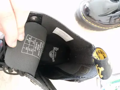 Botas Jadon Dr. Martens Charol Plataforma T41 - miniatura 4