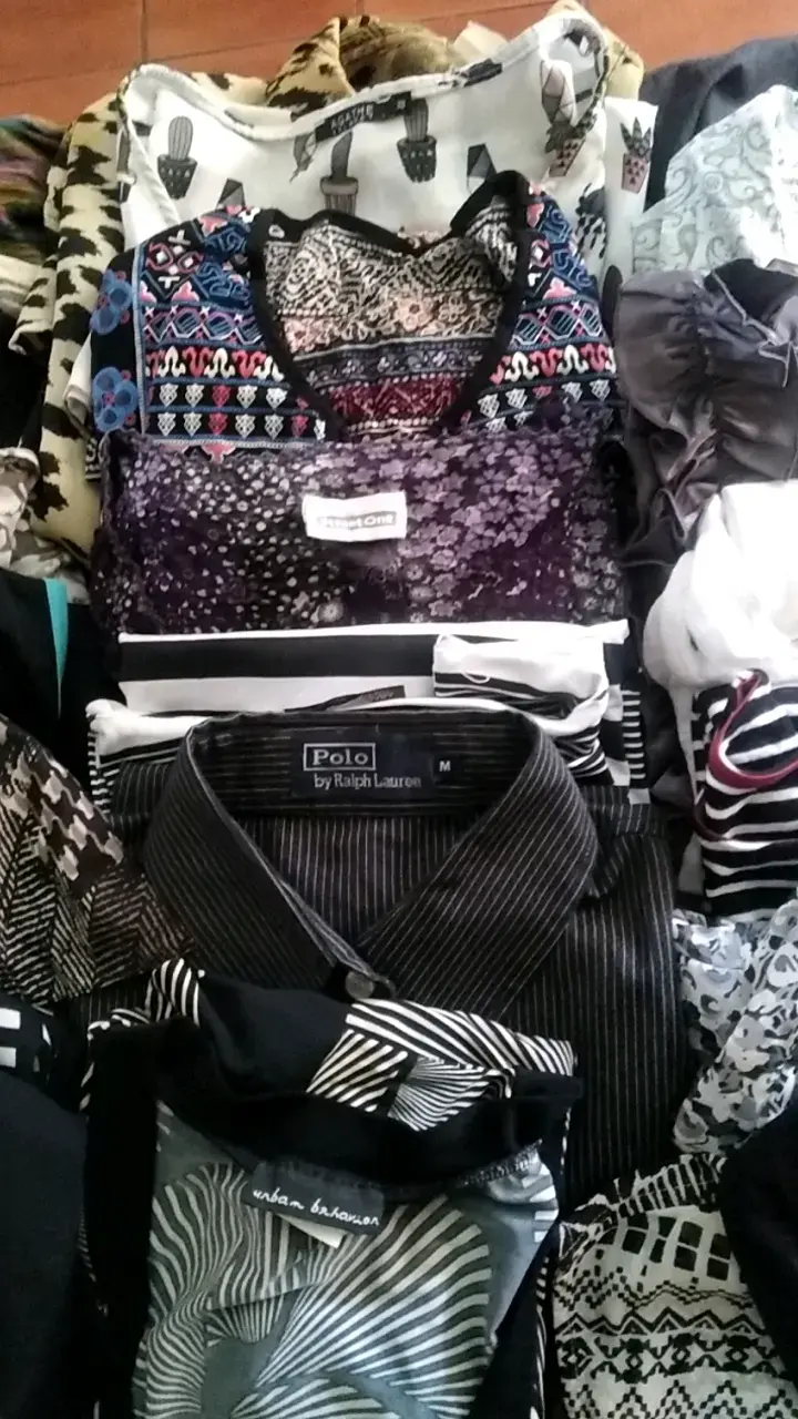 Lote de 31 poleras de verano variada para mujer - 3