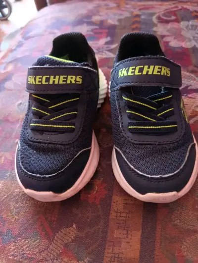 Zapatillas deportivas para niños Skechers negras - miniatura 2