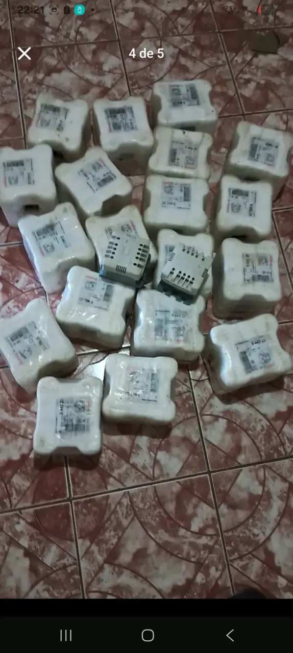 Vendo o permuto 19 Transformadores De Comando Y Se - 1