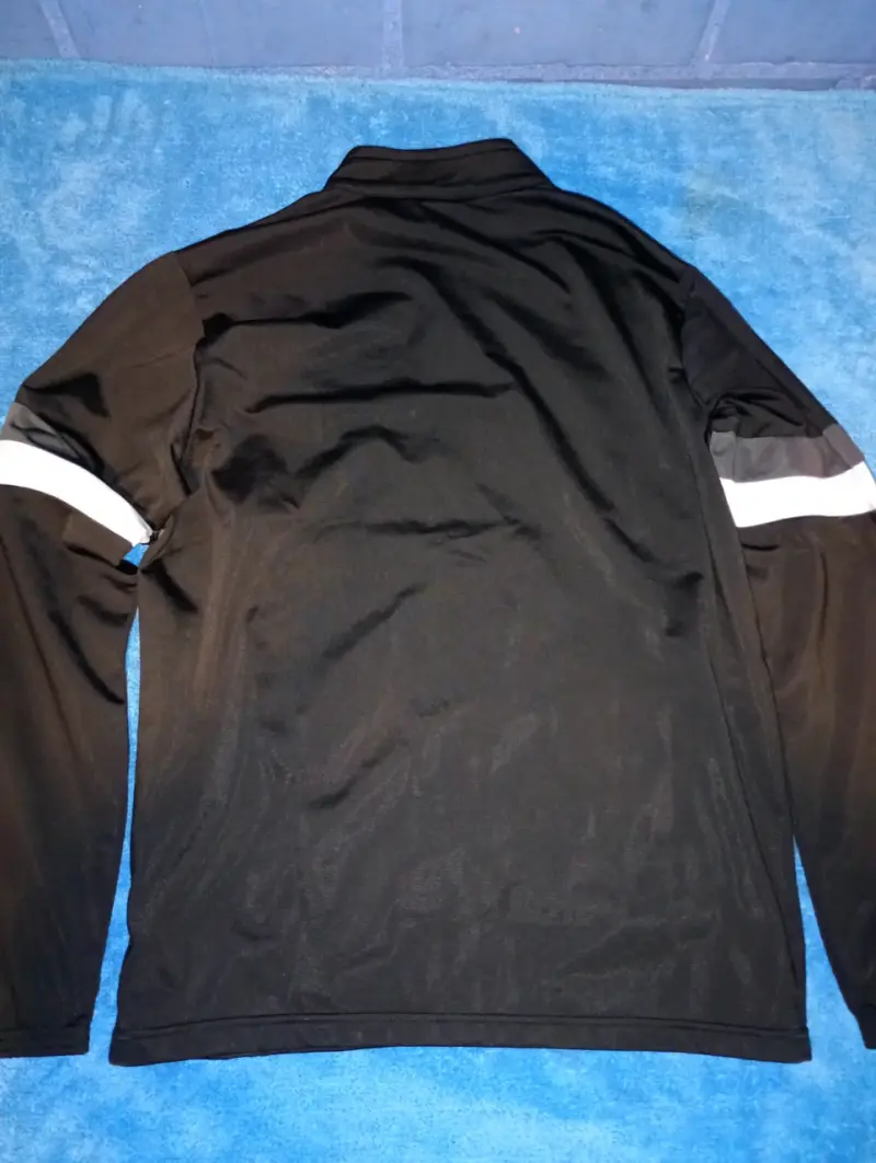 Chaqueta deportiva negra Puma talla L - 3