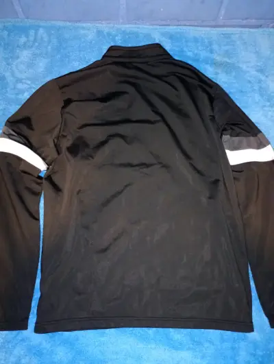 Chaqueta deportiva negra Puma talla L - miniatura 3