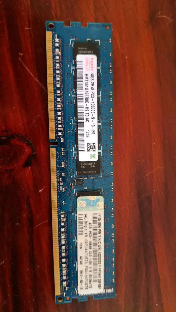 Memoria RAM 4GB PC3-10600E Hynix