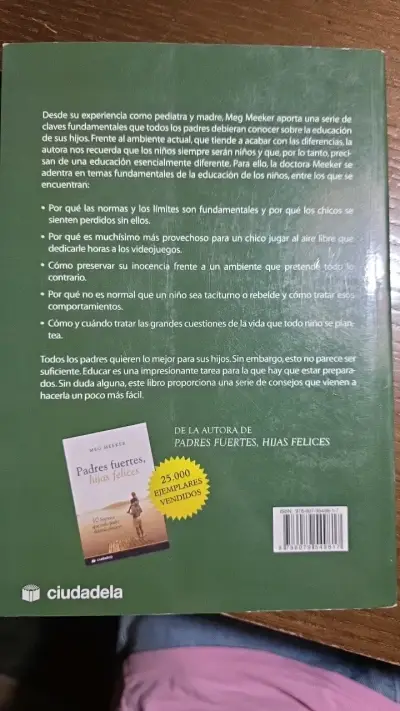 Libro Padres Fuertes Hijos Felices de Meg Meeker - miniatura 2