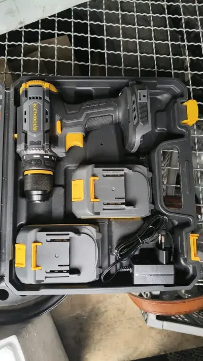 Taladro Inalámbrico Brooklyn 20V con Accesorios - miniatura 2