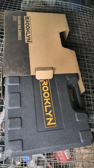 Taladro Inalámbrico Brooklyn 20V con Accesorios - miniatura 4