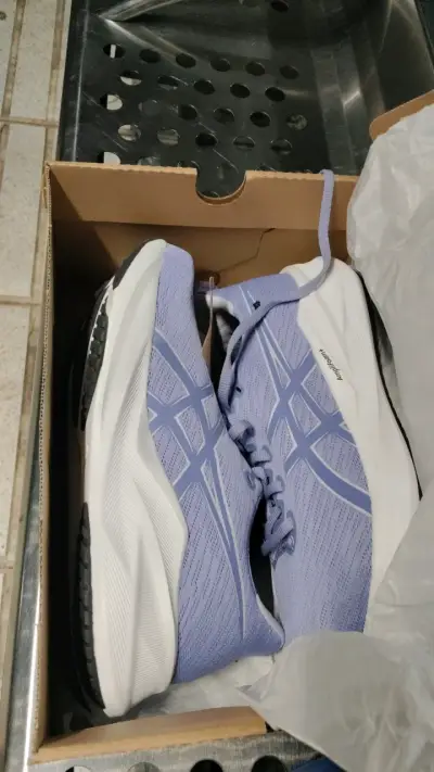 Zapatillas deportivas Asics lavanda para mujer - miniatura 4