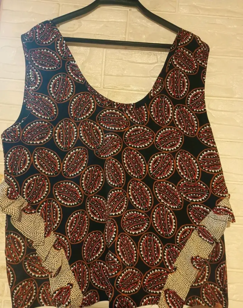 Blusas sin mangas estampadas Bimba y Lola - 5