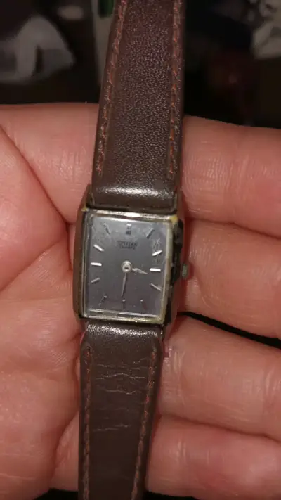 Reloj mujer vintage de pulsera con correa de cuero - miniatura 2