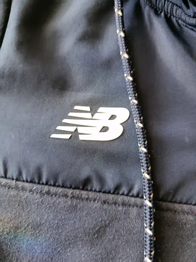 Polerón New Balance Team Chile azul con capucha - miniatura 5