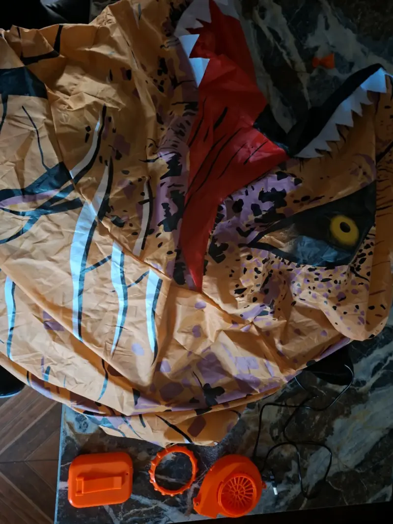Disfraz inflable de dinosaurio(solo un uso) - 1