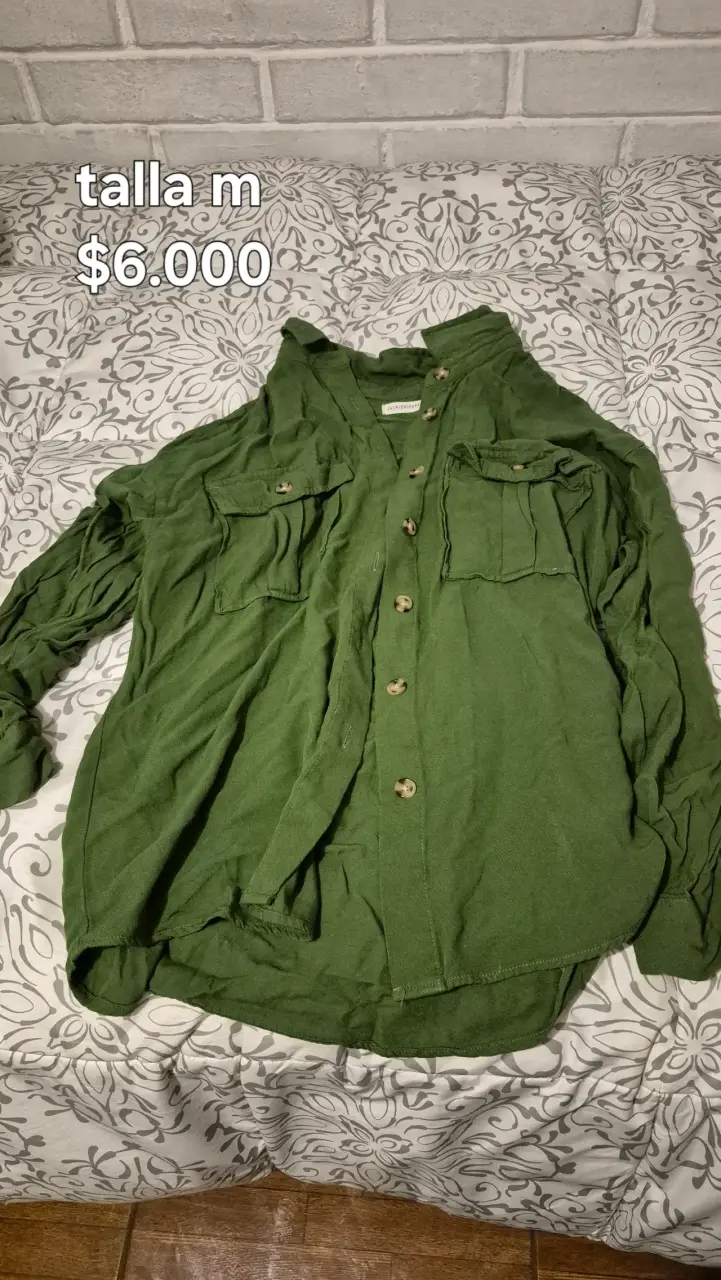 Camisa verde de mujer talla M