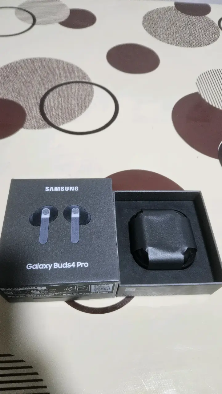 Samsung galaxy buds 4 pro - 4