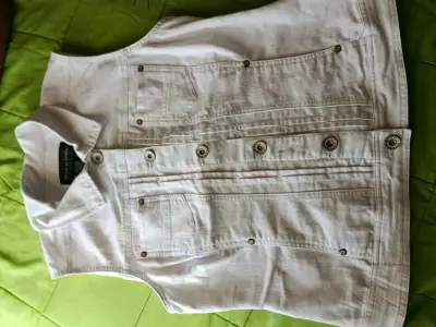 Chaqueta Blanco Sin Mangas Estilo Casual - miniatura 3