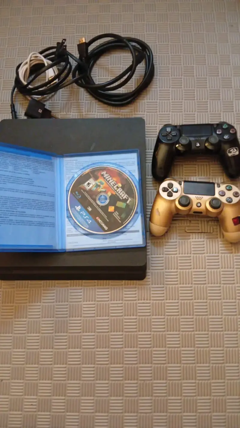 Consola PS4 Slim con Minecraft y 2 controles - 4