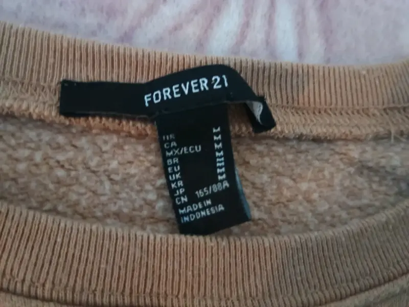 Polerón corto beige Forever 21 estilo vintage - 3