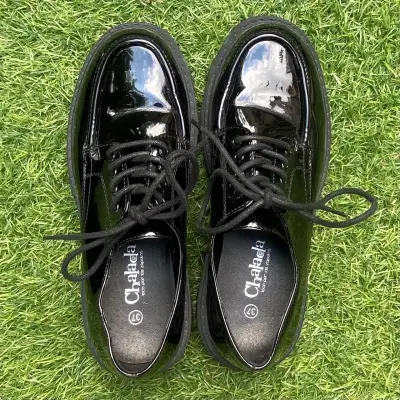 Mocasines de charol negros - miniatura 2