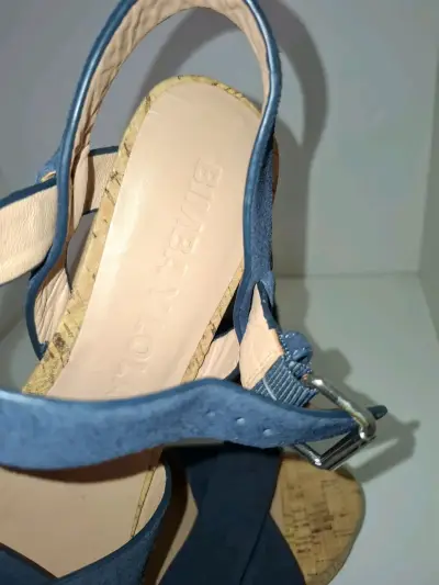 Sandalias de plataforma azul con corcho Bimba y Lola - miniatura 2
