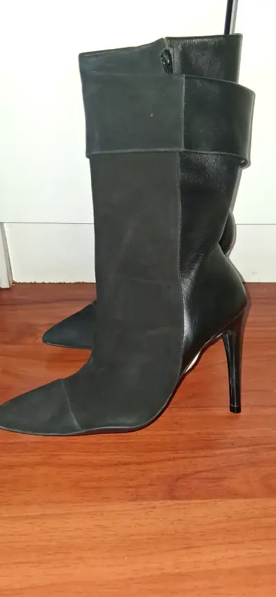 Botas negras de tacón alto para mujer - miniatura 2