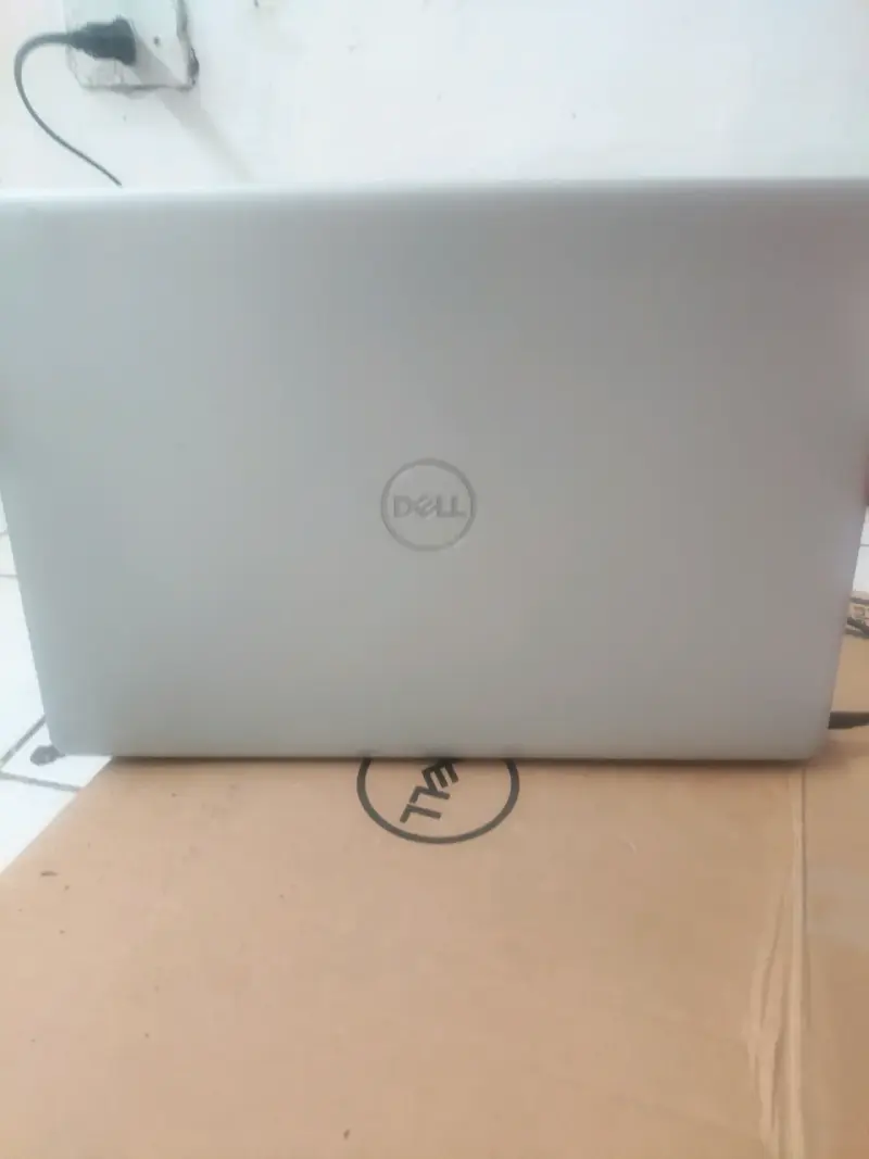 Laptop Dell Inspiron 15 3000 Intel Core i5 - 4