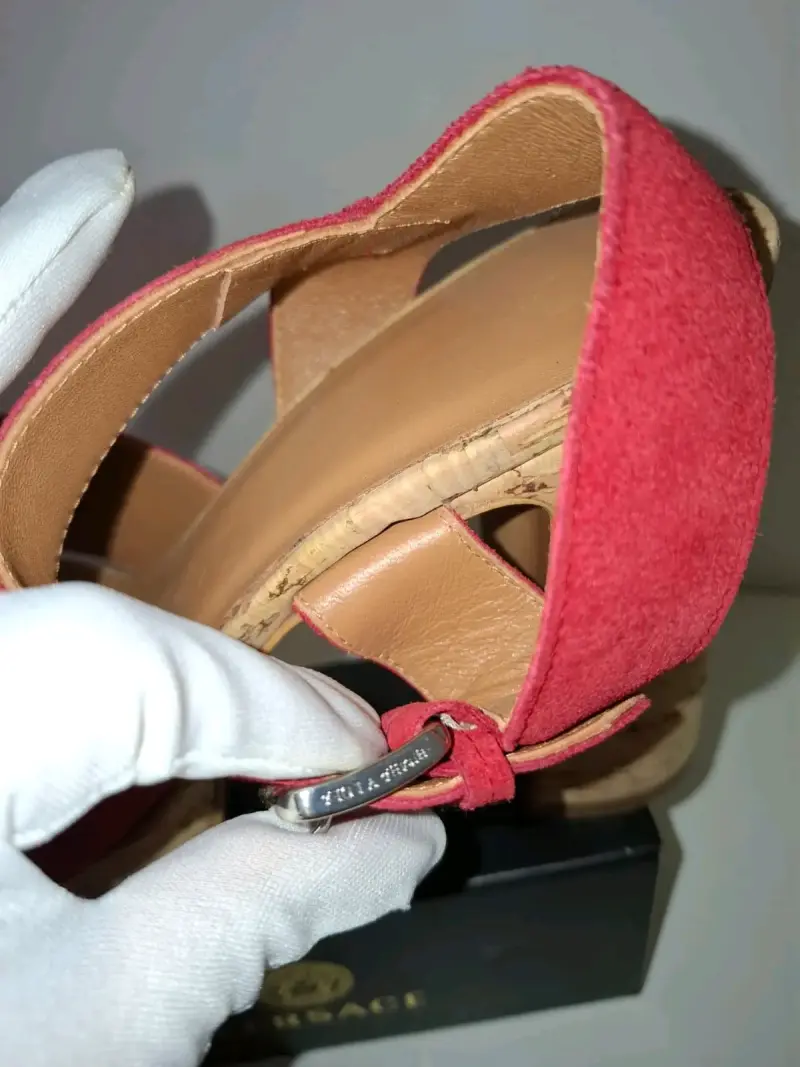Sandalias de plataforma rojas Versace - 2