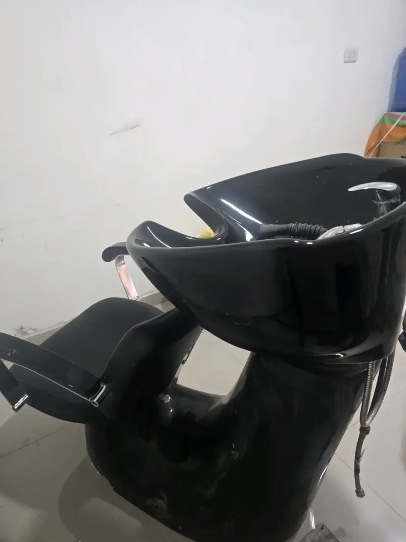 Lavacabezas de Peluquería Negro con Silla - 2