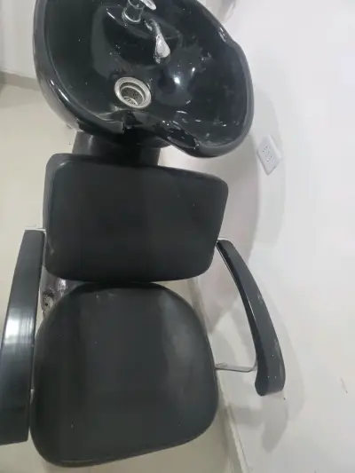 Lavacabezas de Peluquería Negro con Silla - miniatura 3