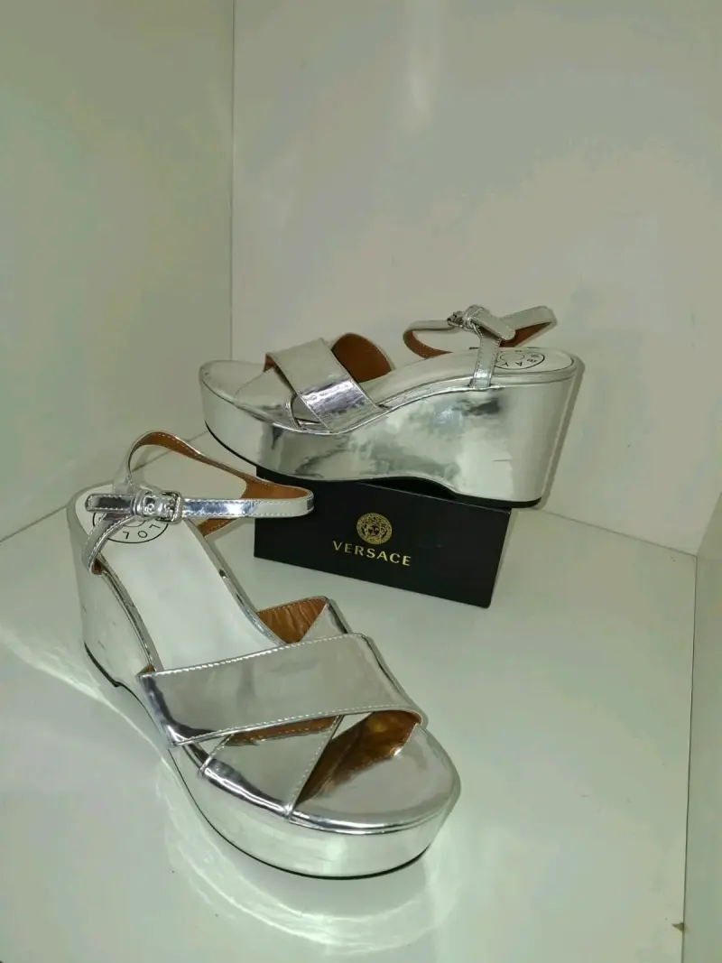 Sandalias de plataforma plateadas Bimba lola - 1
